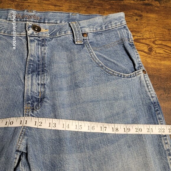 Wrangler Jeans 38x32 measures 36x32 Straight Medium Light Wash Western - Picture 7 of 11